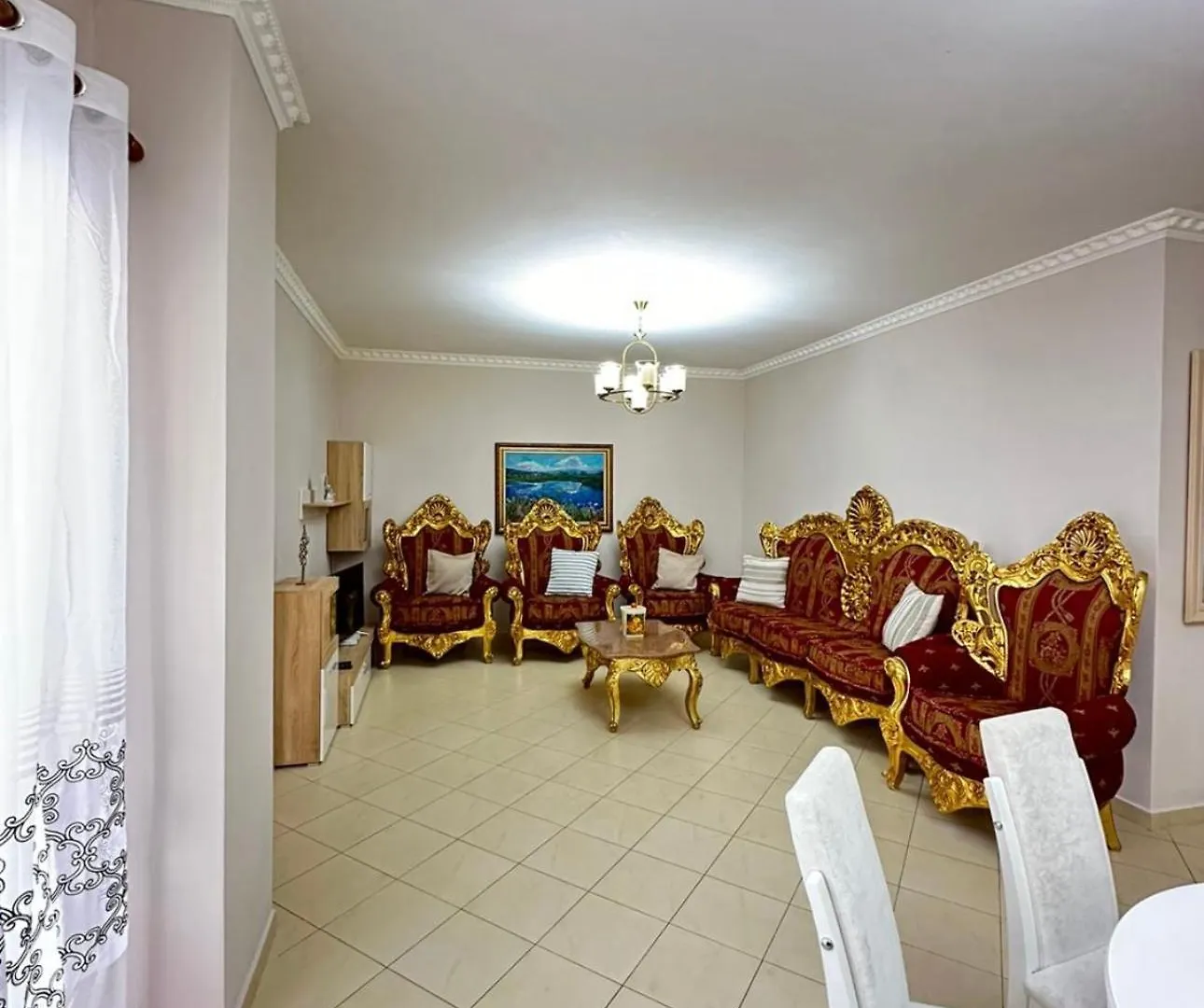 Aba 'S Apartament City 2 فلورا